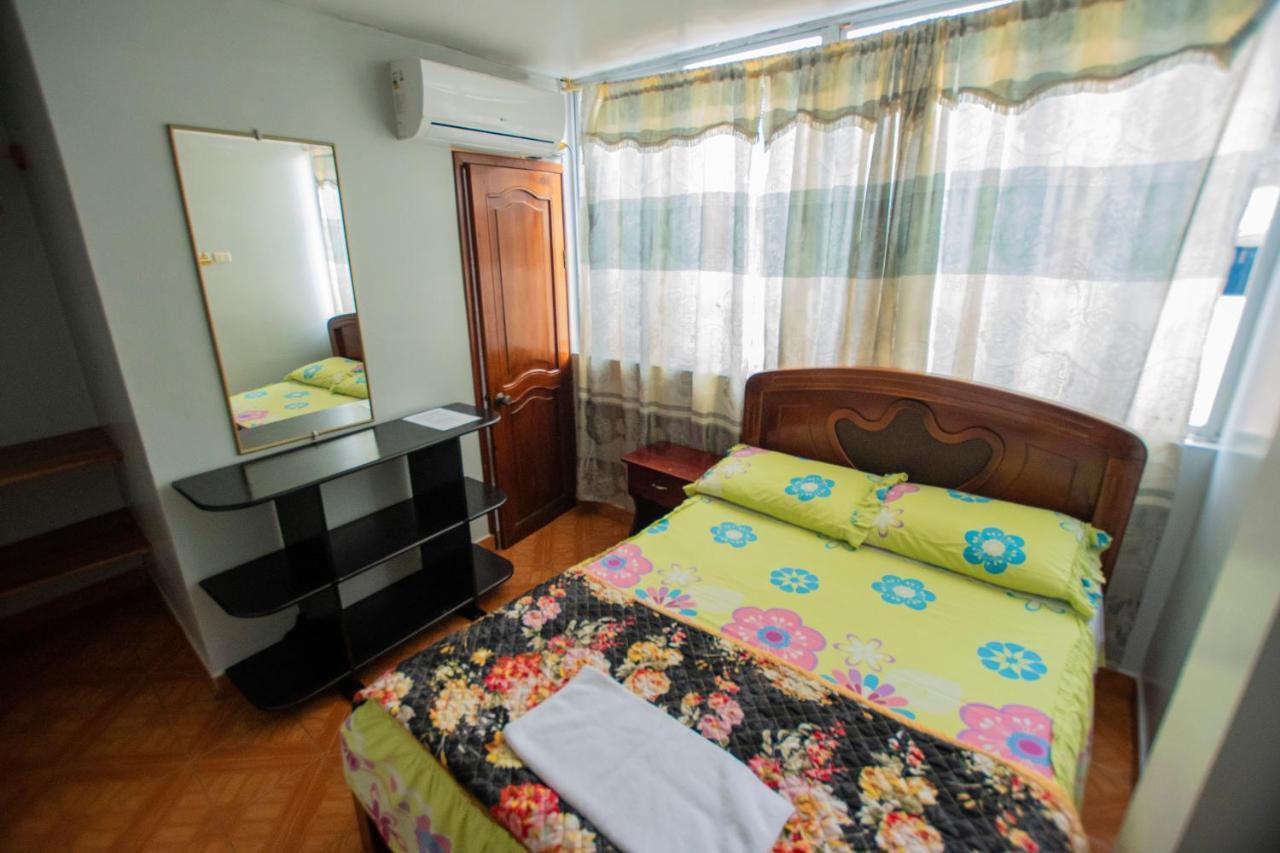 Hostal San Francisco San Cristóbal المظهر الخارجي الصورة